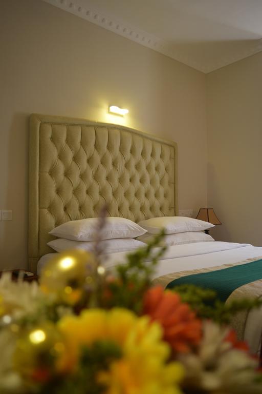 Lazaani Hotel Коломбо Экстерьер фото