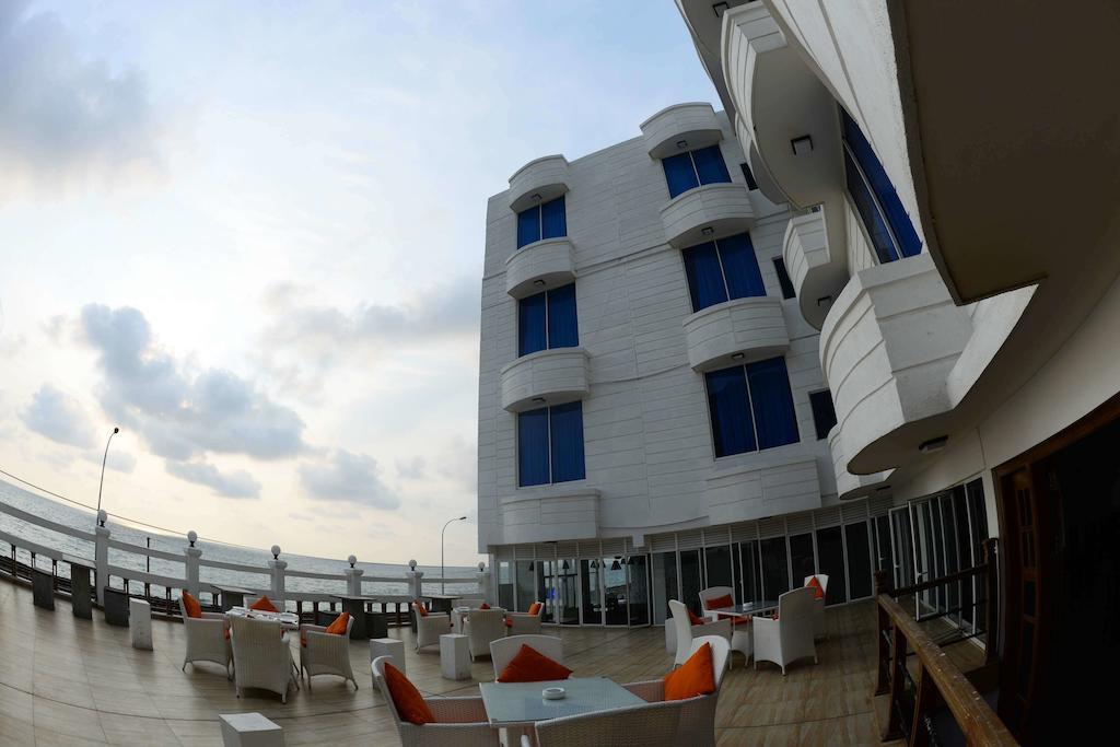 Lazaani Hotel Коломбо Экстерьер фото