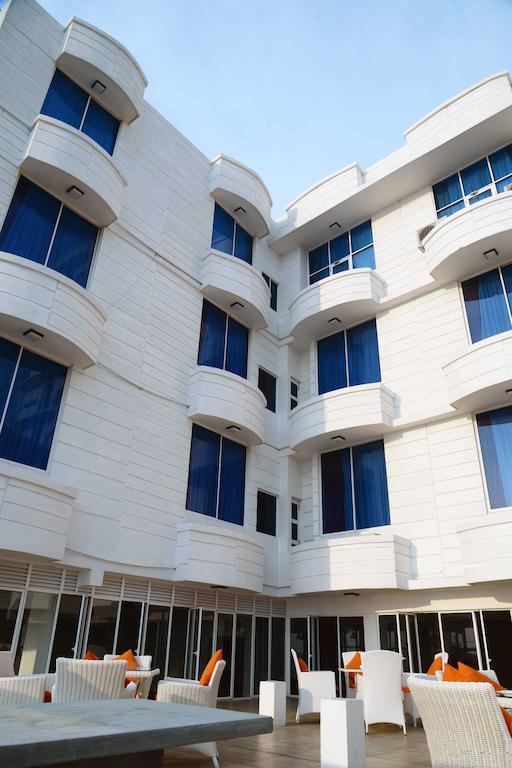 Lazaani Hotel Коломбо Экстерьер фото