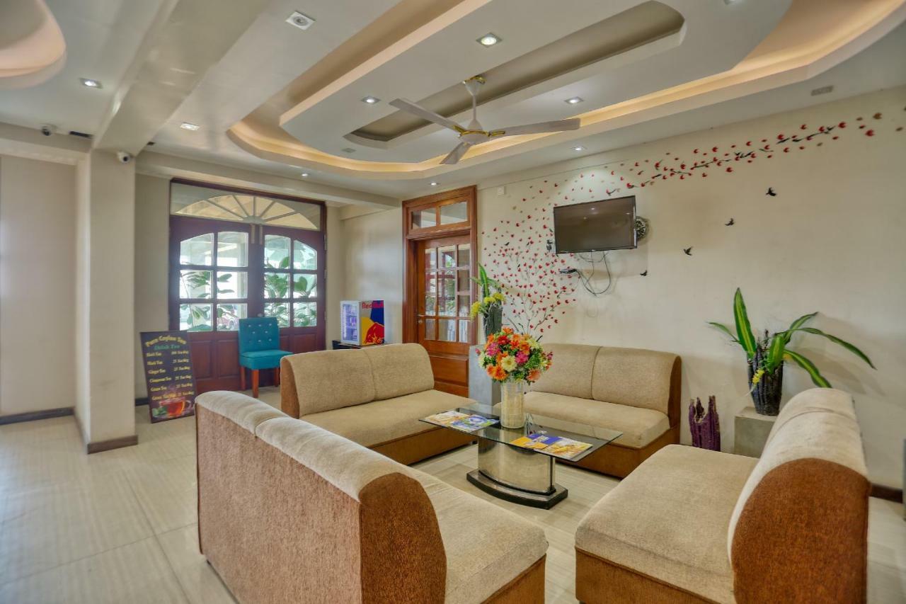 Lazaani Hotel Коломбо Экстерьер фото