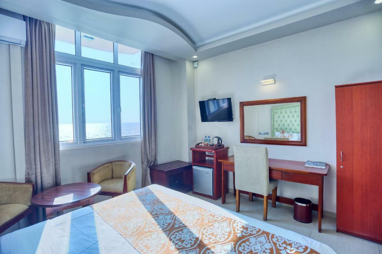 Lazaani Hotel Коломбо Экстерьер фото
