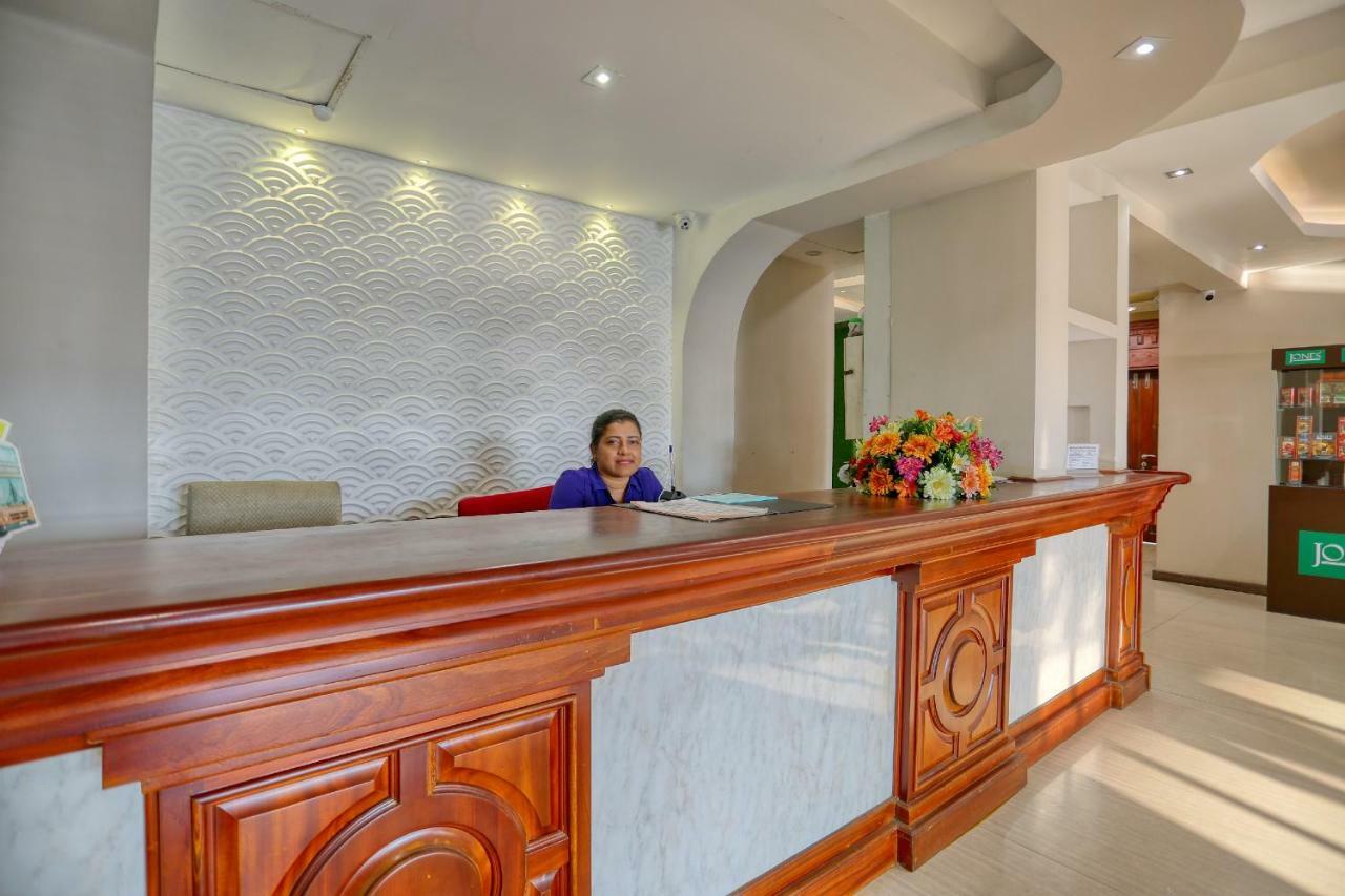 Lazaani Hotel Коломбо Экстерьер фото
