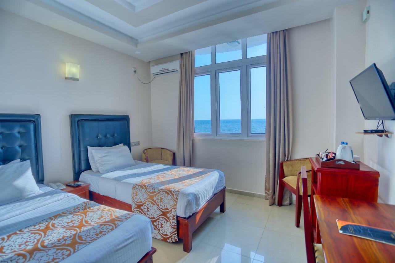 Lazaani Hotel Коломбо Экстерьер фото